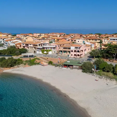Sea View Isola Rossa 3 *