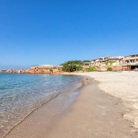Sea View Isola Rossa 3 *