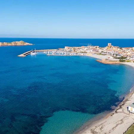 بيت للعطل Sea View Isola Rossa 3 *
